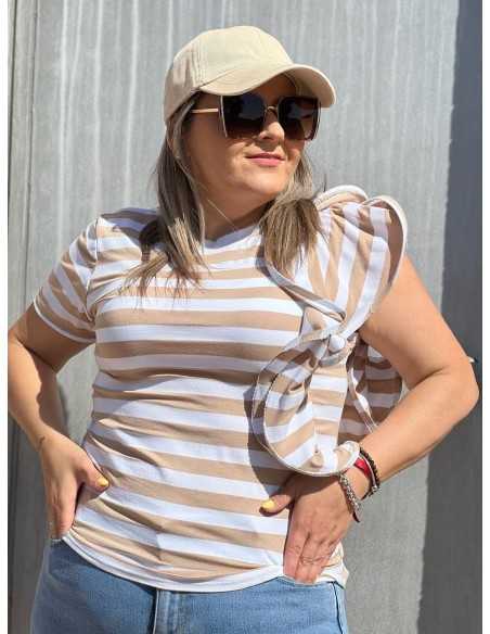 Camiseta Rayas Volante Beige