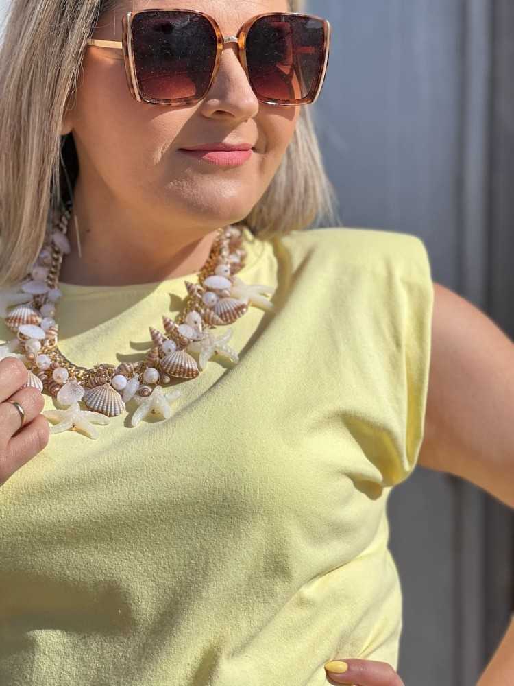 Camiseta Hombreras Básica