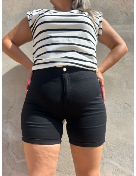 Short Botones Negro