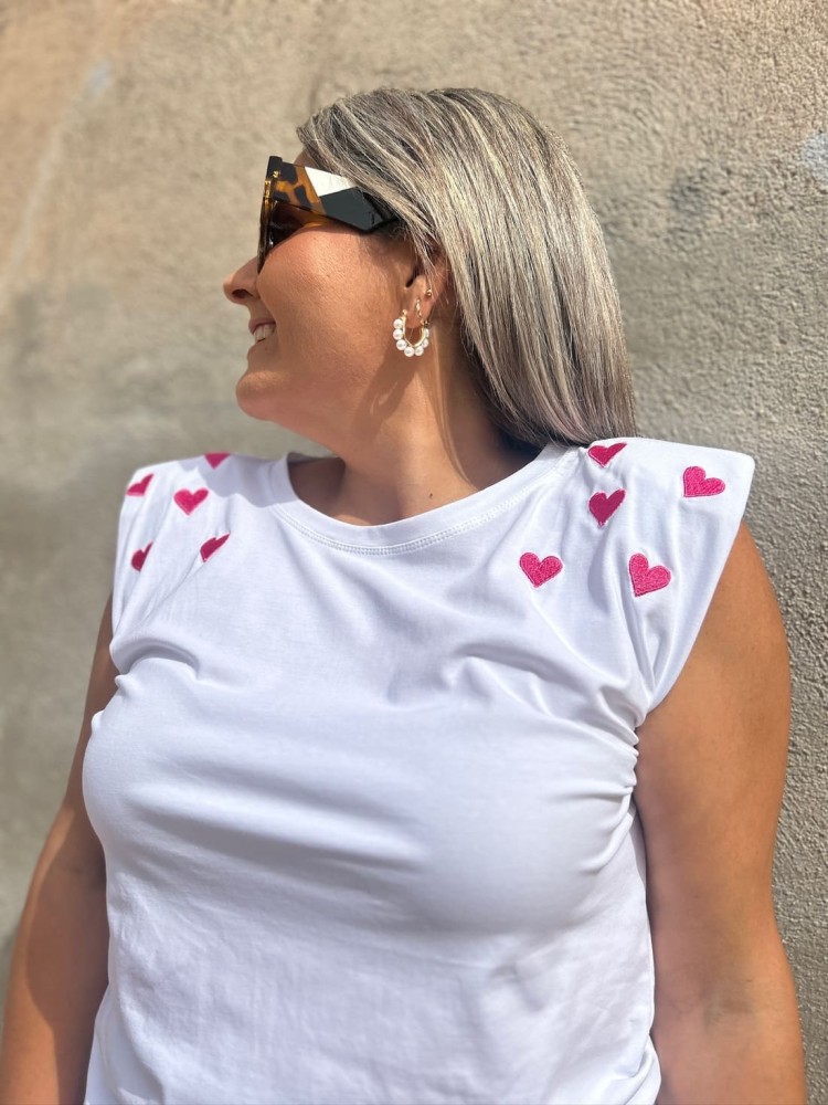 Camiseta Hombreras Corazones