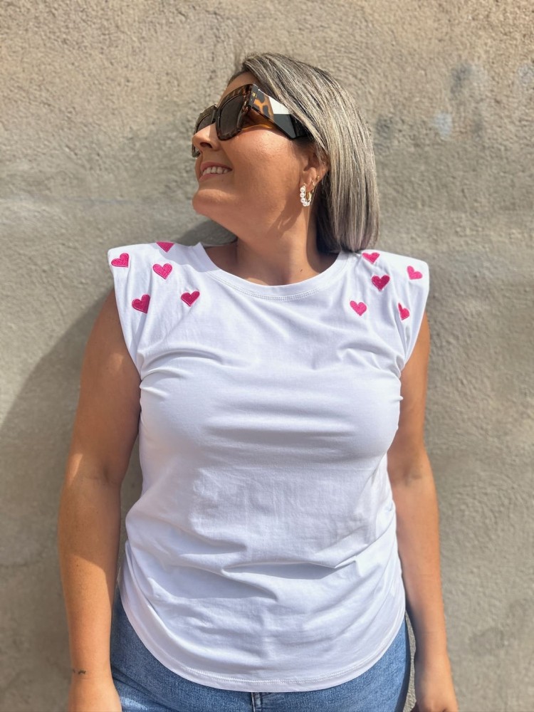 Camiseta Hombreras Corazones