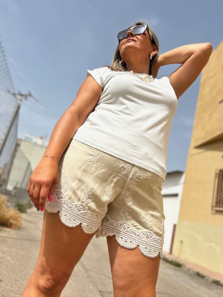 Short Bordado