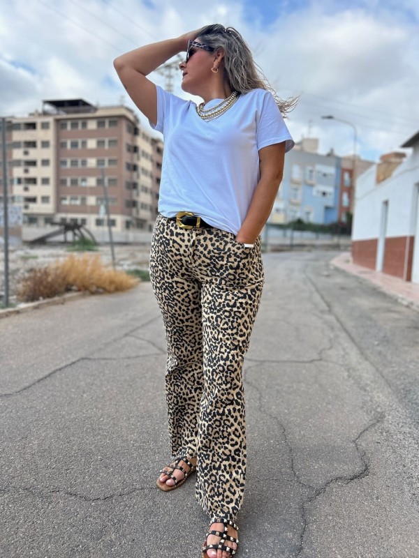 Camiseta Blanca Básica 2