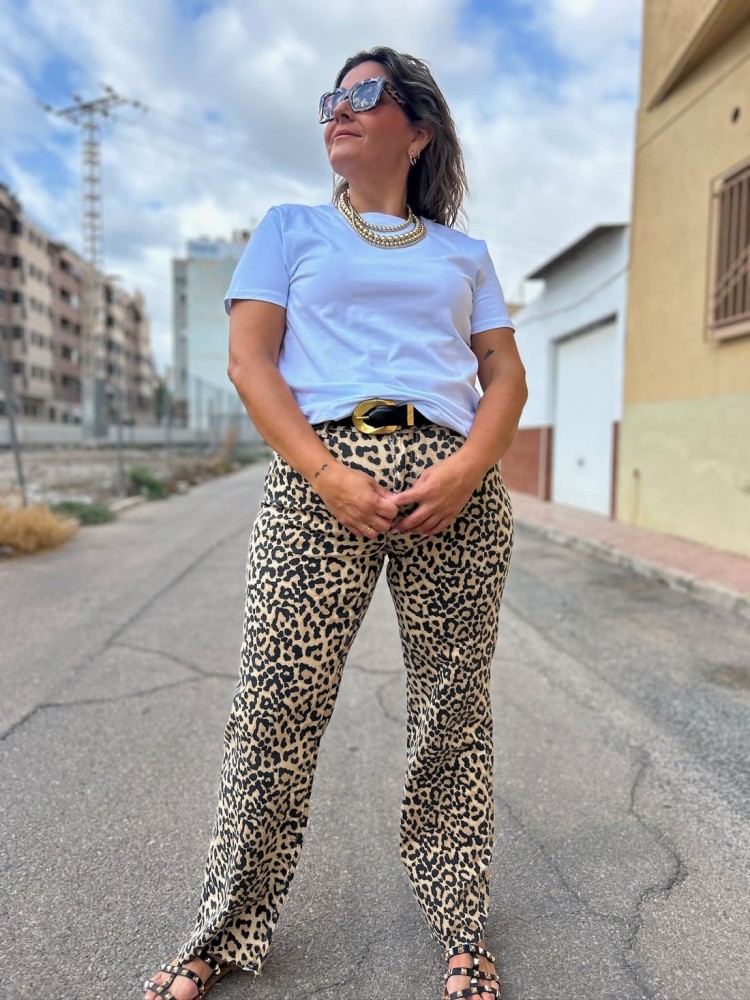 Camiseta Blanca Básica