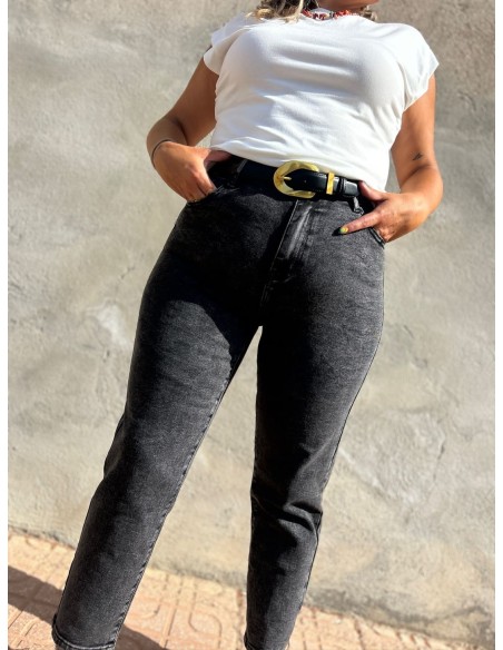 Pantalón Mon Fit Negro Desgastado