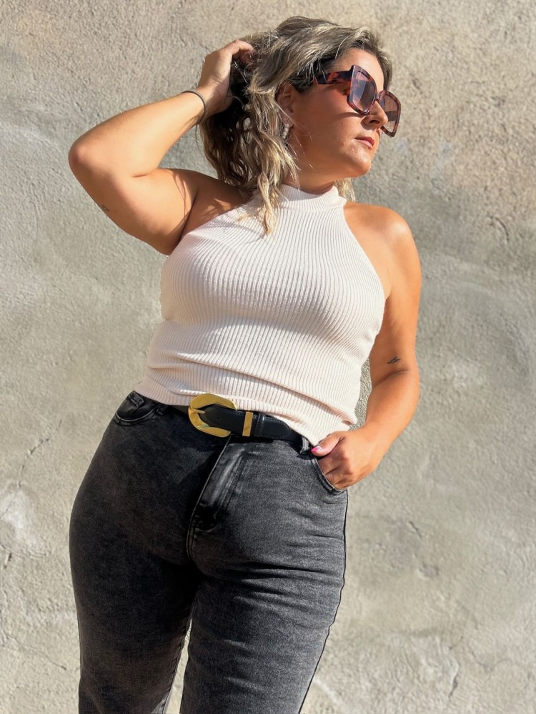 Pantalón Mon Fit Negro Desgastado