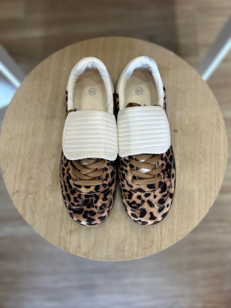 Zapatilla Leopardo