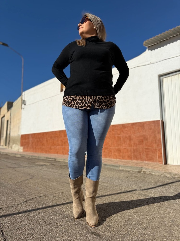 Jersey Basico Cuello Alto