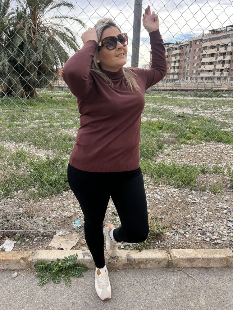 Jersey Basico Cuello Alto