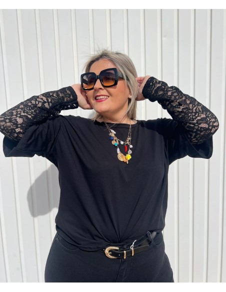 Camiseta Manga Encaje Negra