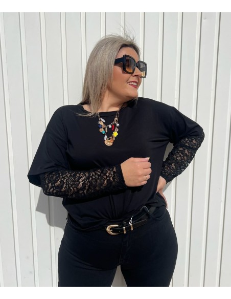 Camiseta Manga Encaje Negra