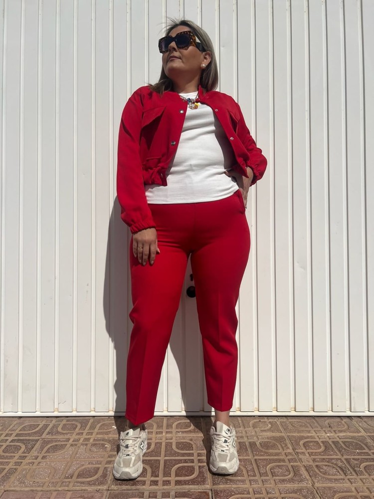 Pantalón Pinzas Rojo