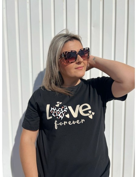 Camiseta Love