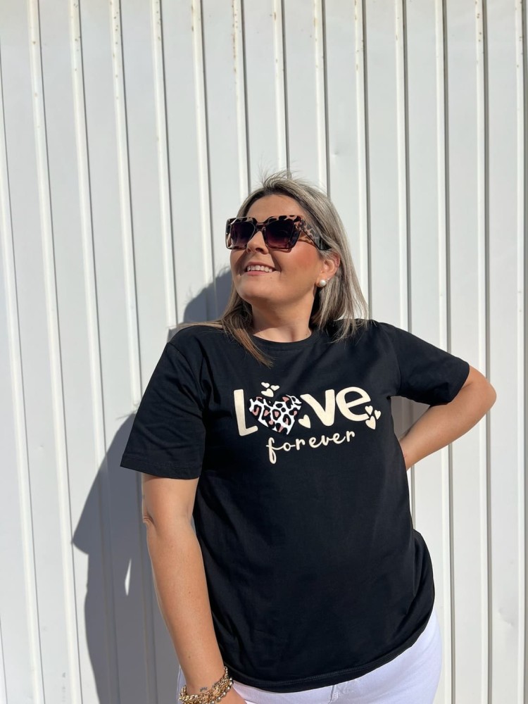 Camiseta Love