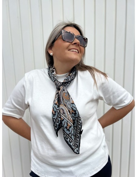 Pañuelo Yini