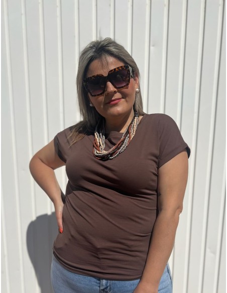 Camiseta Básica Chocolate