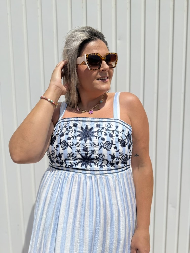 Vestido Rayas Bordado