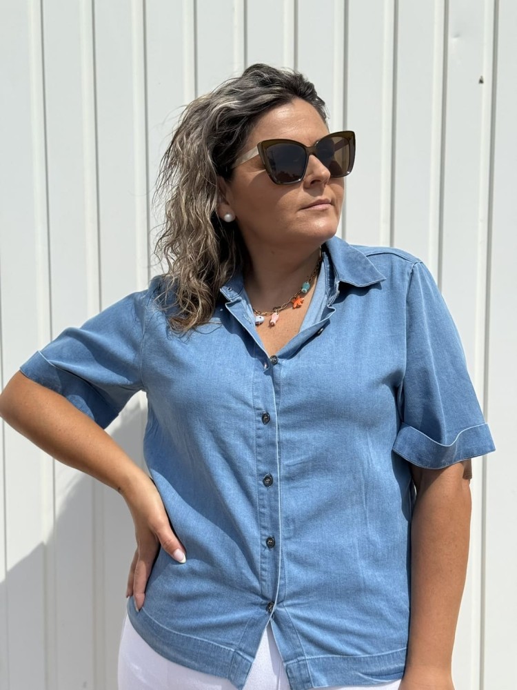 Camisa Vaquera Corta