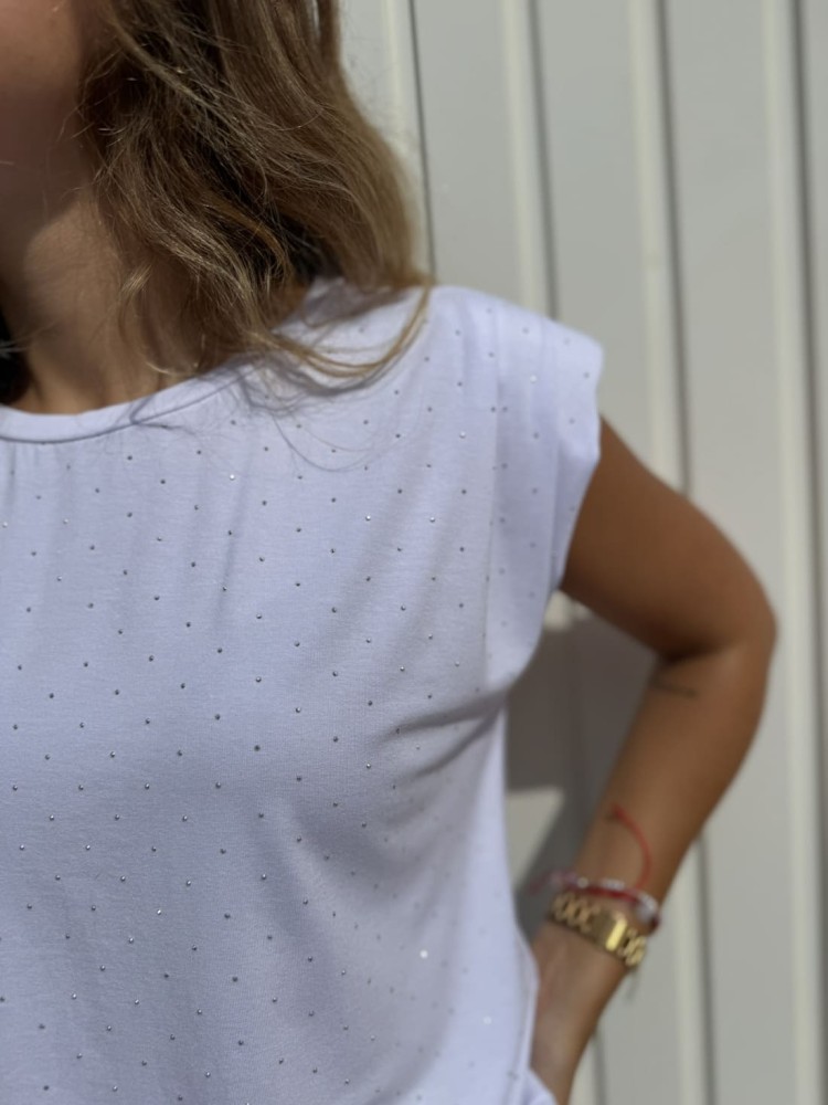 Camiseta Hombreras Tachas