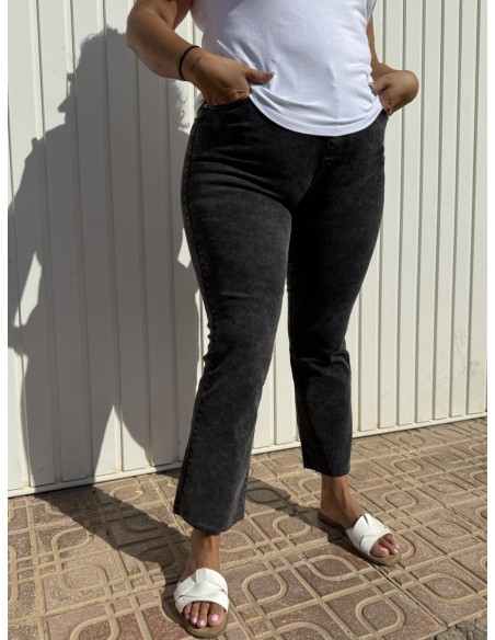 Pantalón Flared Desgastado