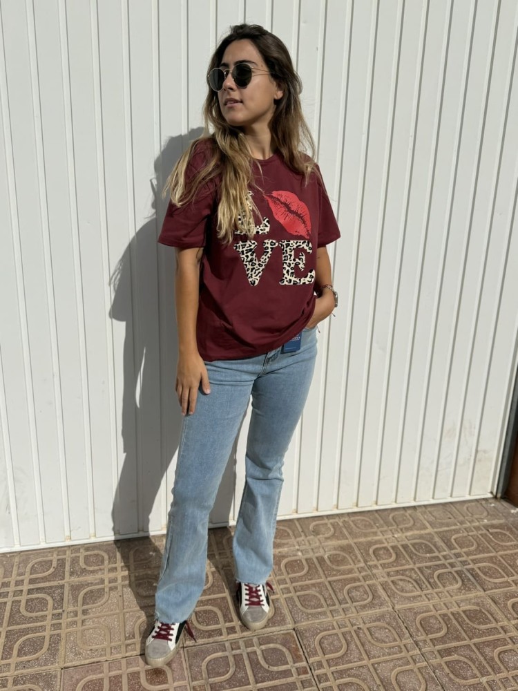Camiseta Love