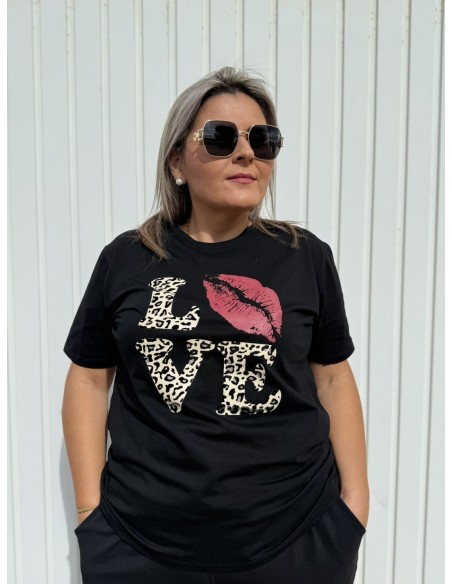 Camiseta Love