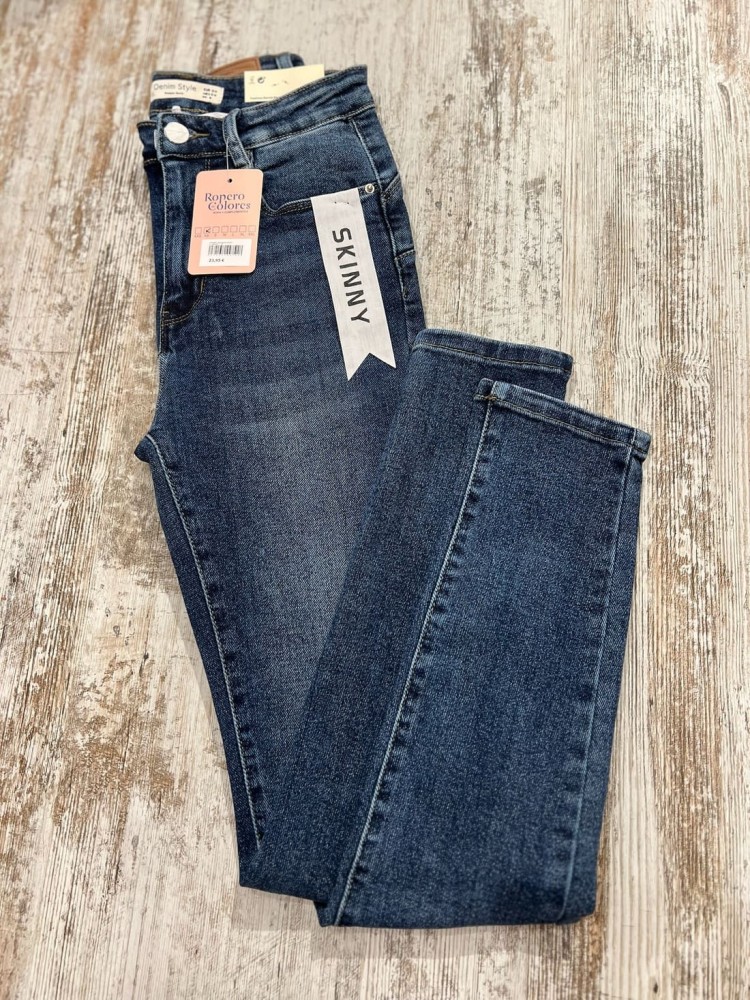 Pantalón Lewi Nuevo Skinny