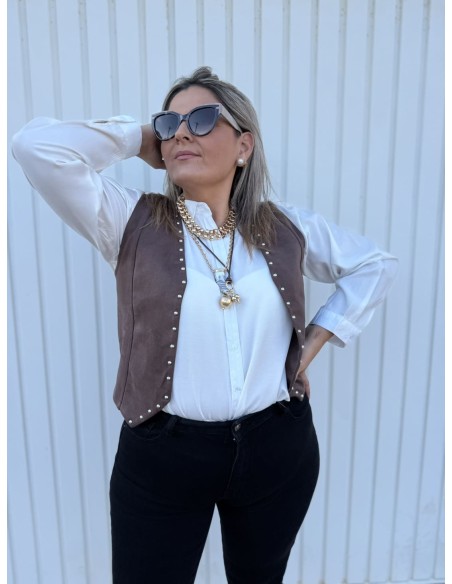 Chaleco Antelina Tachas