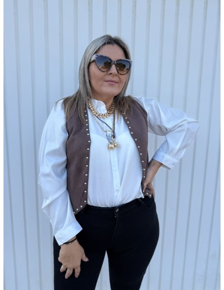 Chaleco Antelina Tachas