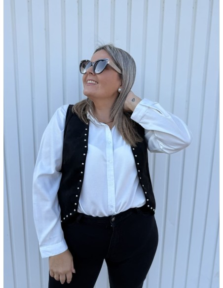 Chaleco Antelina Tachas