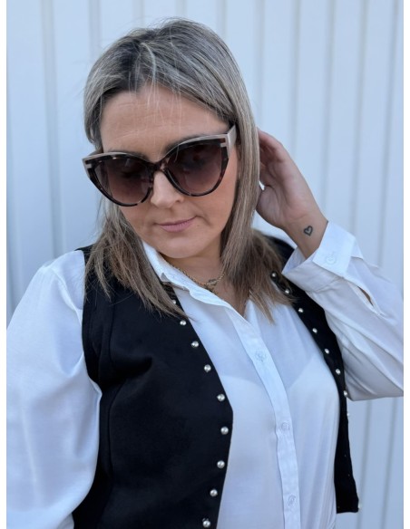 Chaleco Antelina Tachas