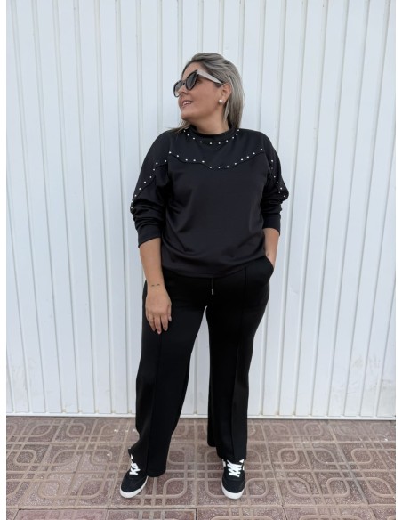 Sudadera Tachas Negra