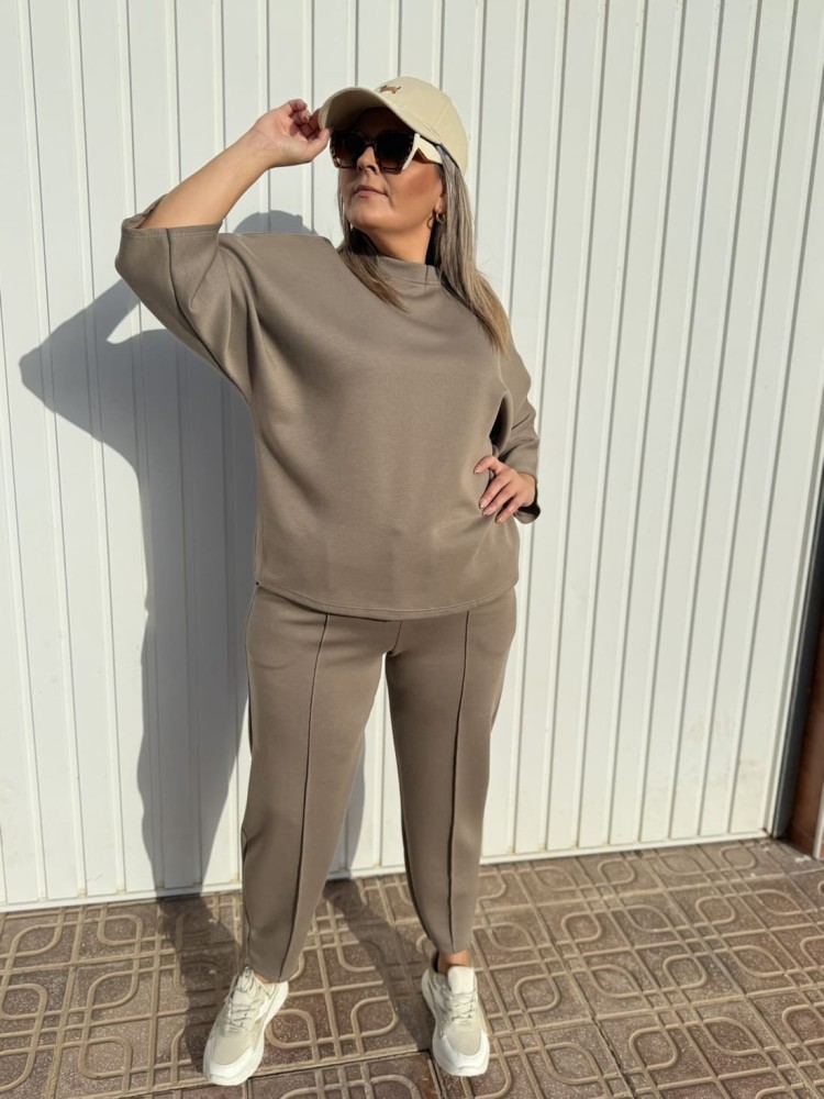 Conjunto Ladia Caqui