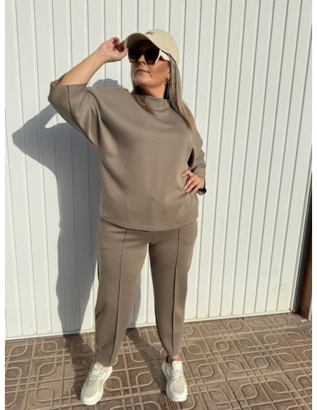 Conjunto Ladia Caqui