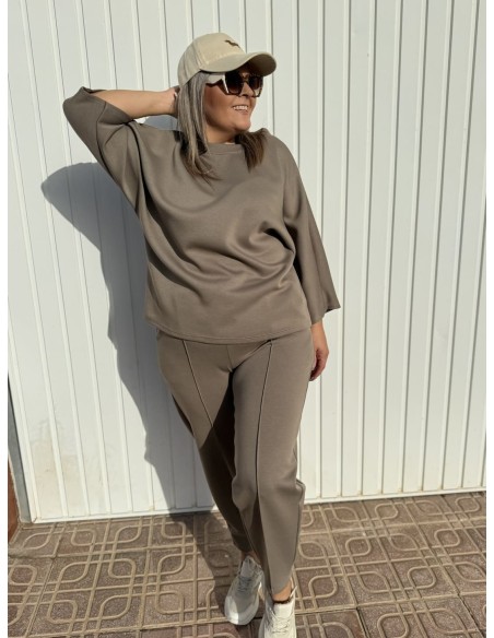 Conjunto Ladia Caqui