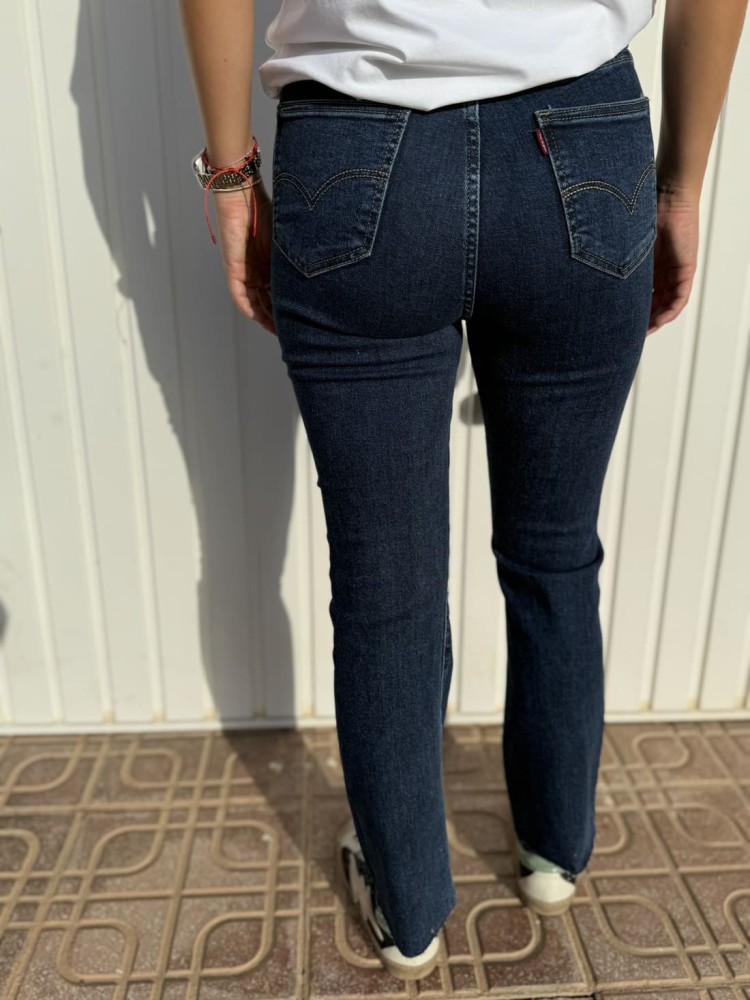 Pantalón Flared Deni