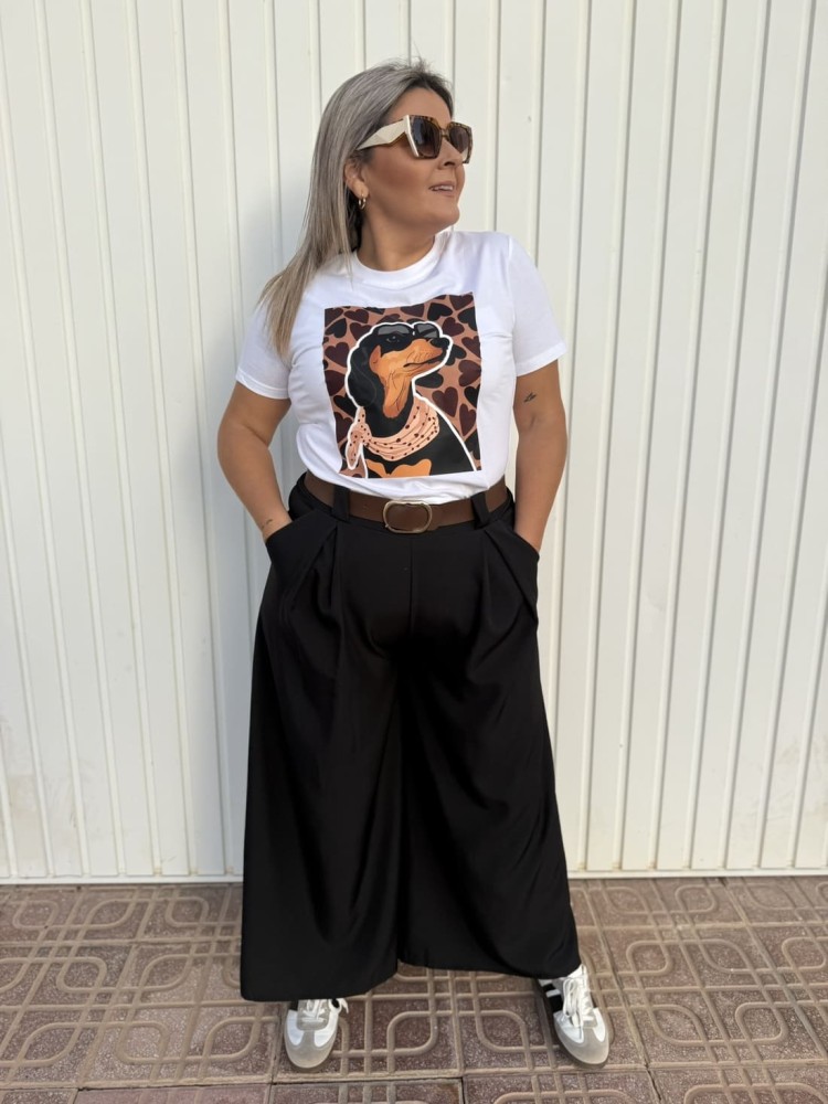 Camiseta Perro Corazones