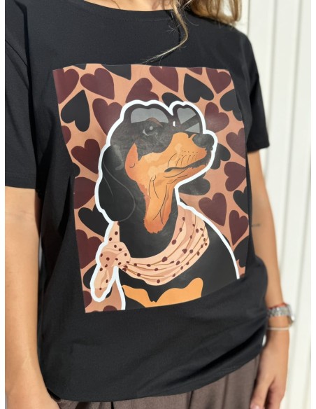 Camiseta Perro Corazones