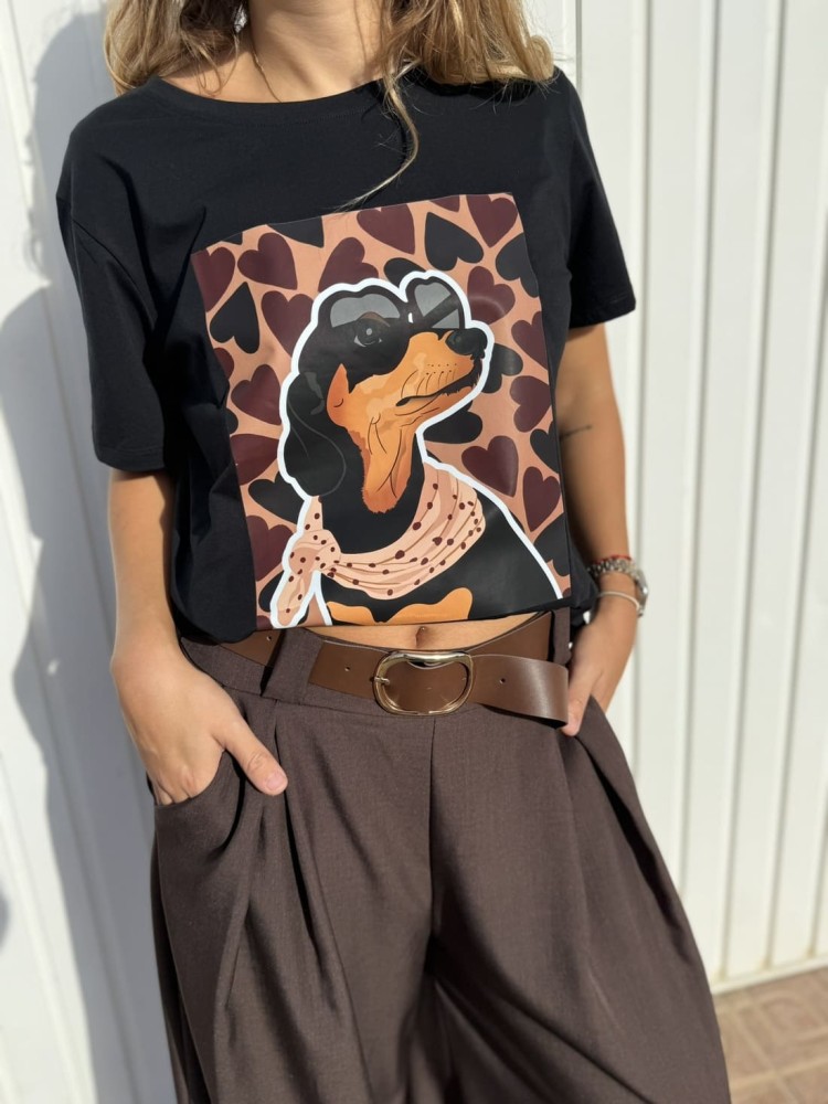 Camiseta Perro Corazones