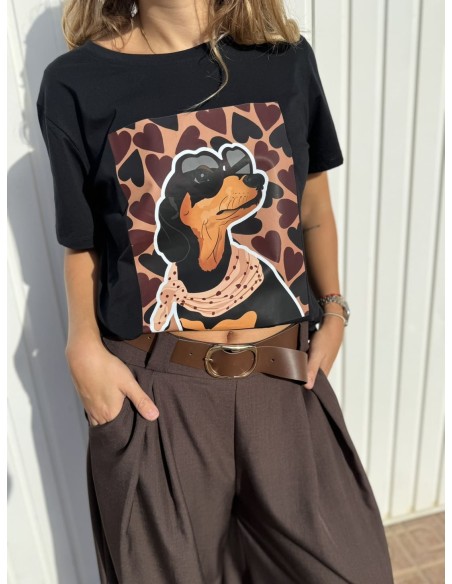 Camiseta Perro Corazones