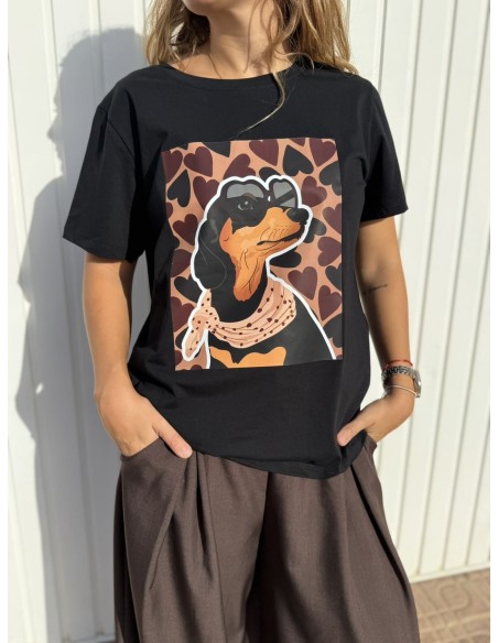 Camiseta Perro Corazones