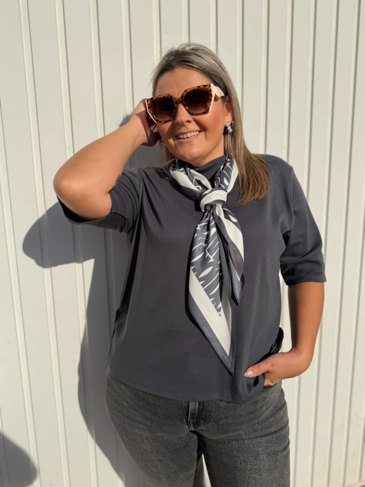 Camiseta Oversize Gris