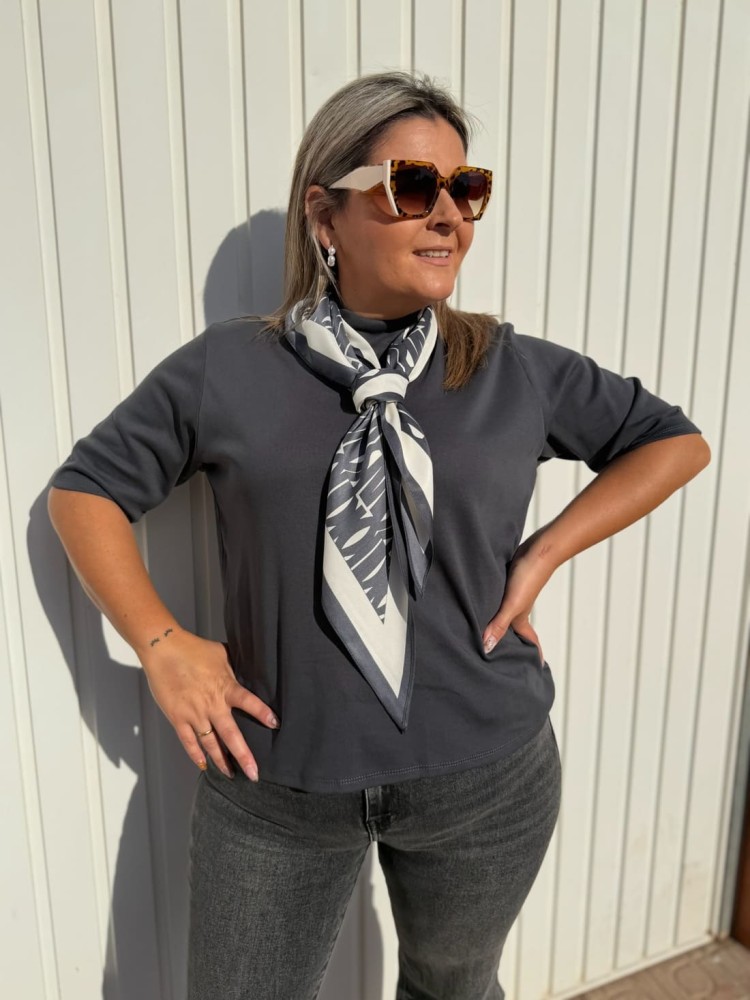 Camiseta Oversize Gris