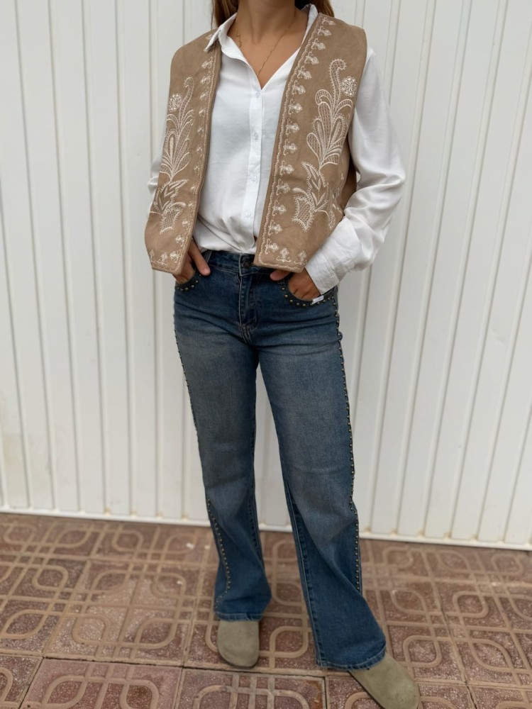 Pantalón Widleg Tachuelas