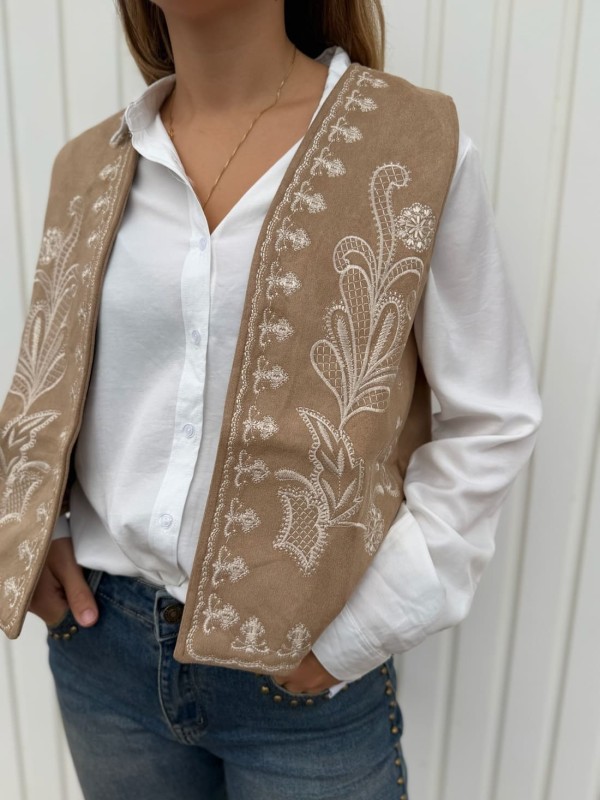 Chaleco Antelina Bordado
