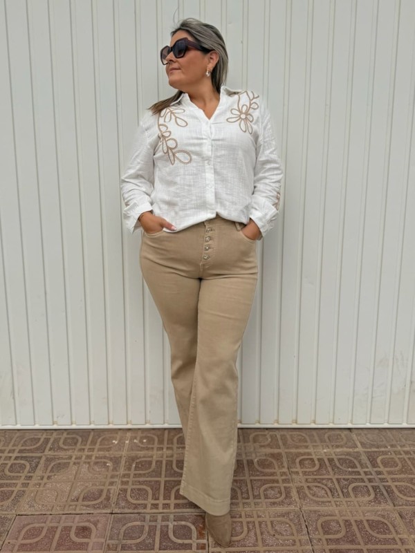 Pantalón Miss Botones Beige