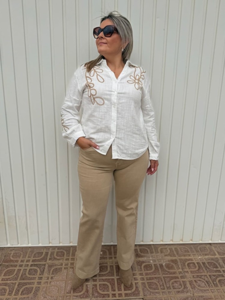 Pantalón Miss Botones Beige