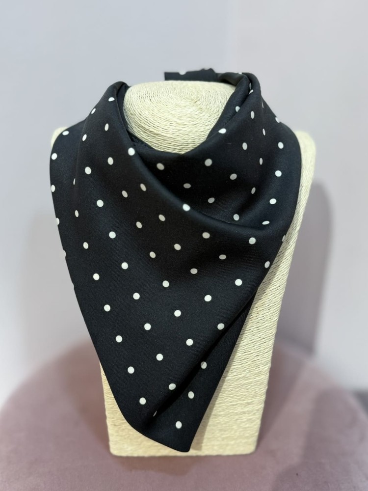 Pañuelo Lunares Pequeños