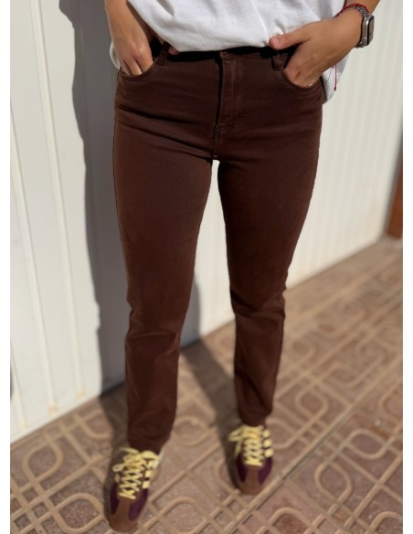 Pantalón Recto Chocolate