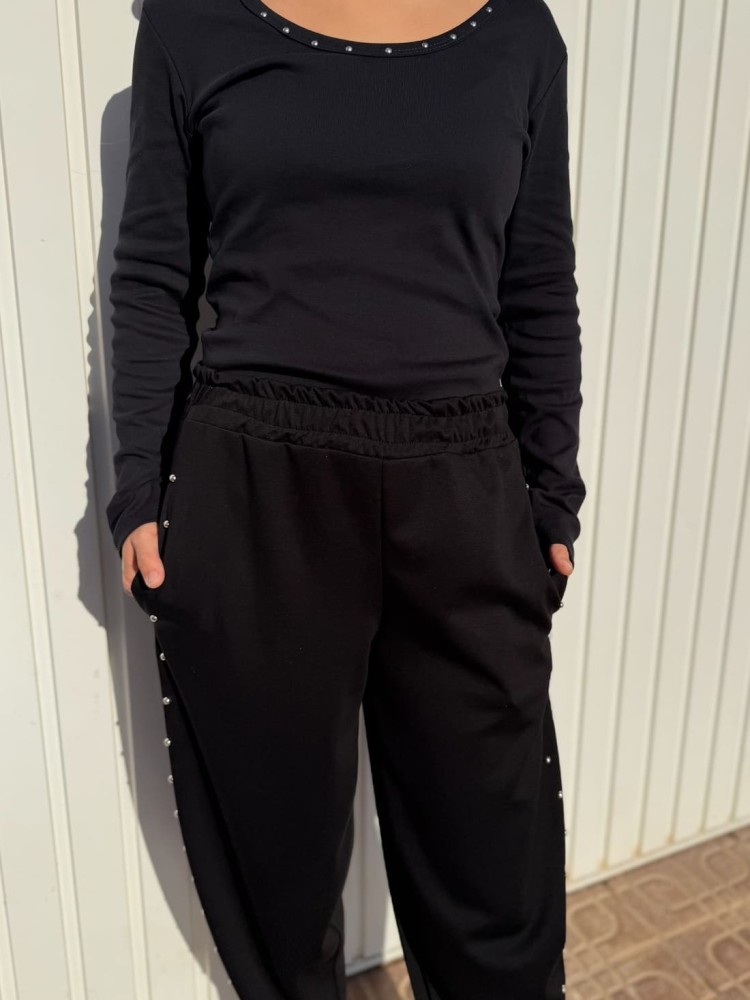 Pantalón Chándal Tachuelas Negro